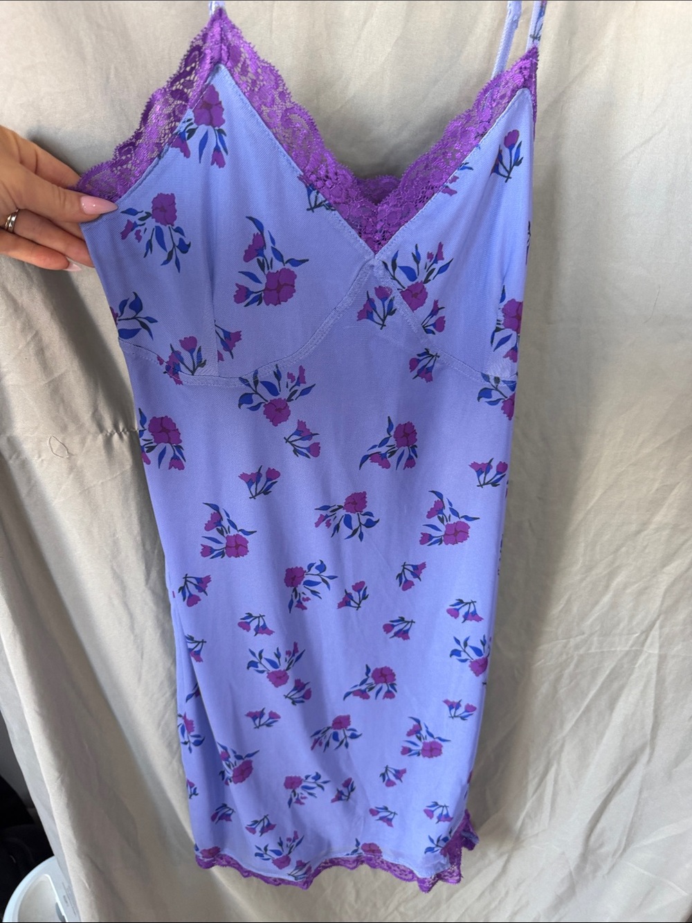 Floral Lace Trim  Slip dress - Picture 3 of 5